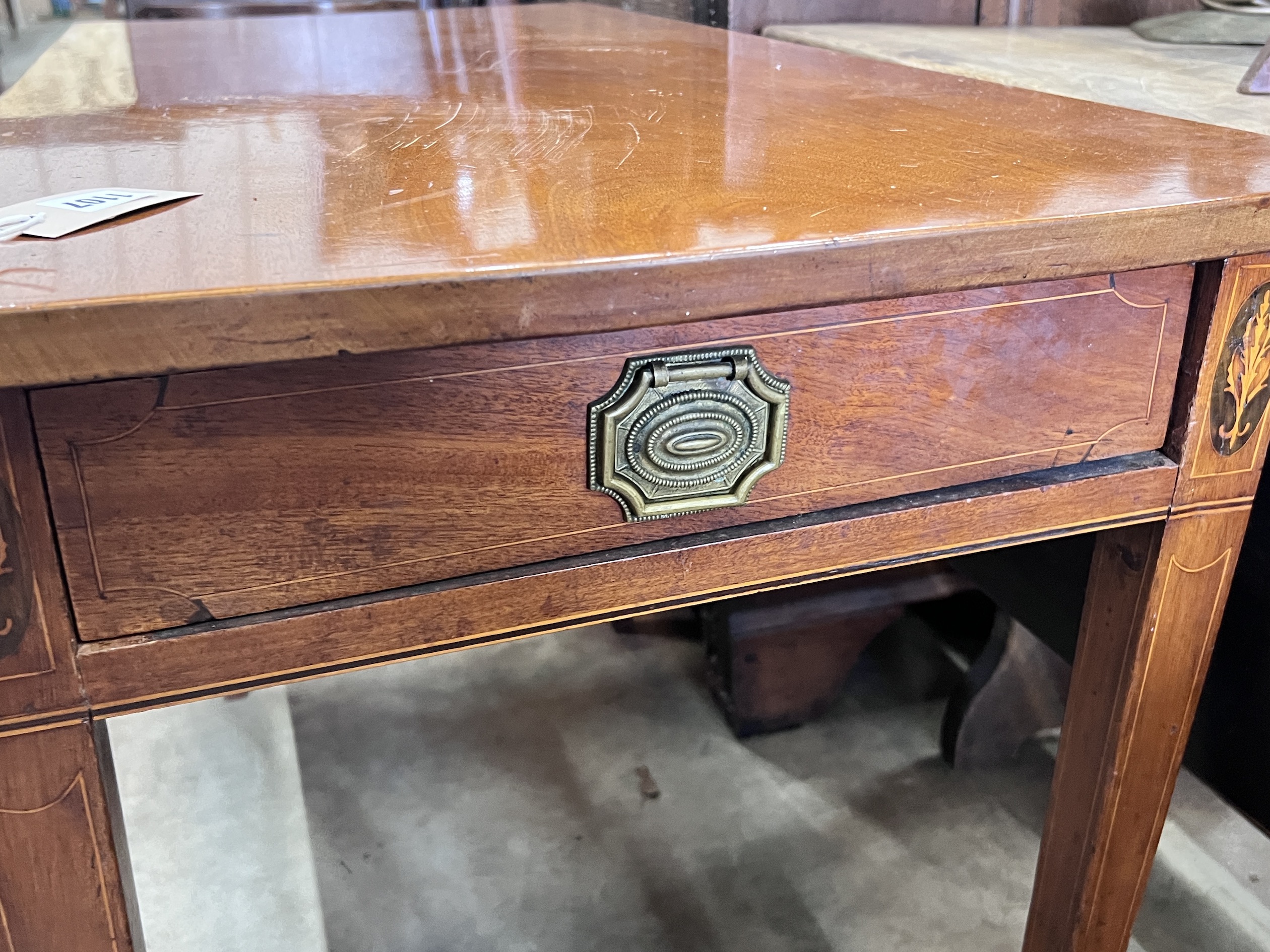 A George III inlaid mahogany Pembroke table, width 107cm, depth 52cm, height 72cm